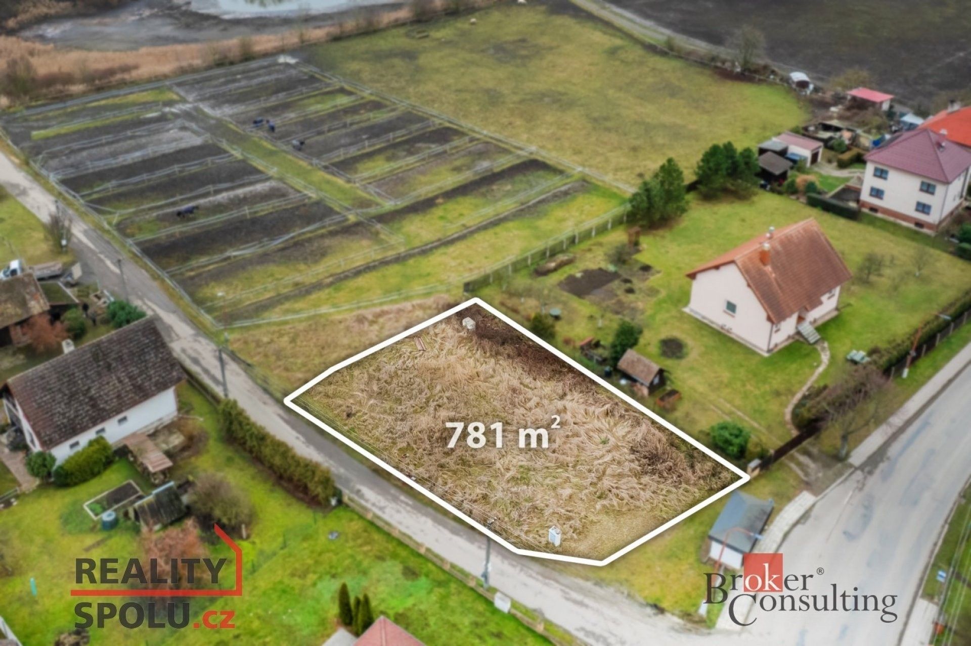 Pozemky pro bydlení, Měník, 781 m²