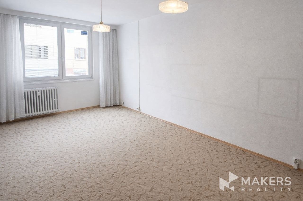 2+kk, Královická, Praha, 46 m²