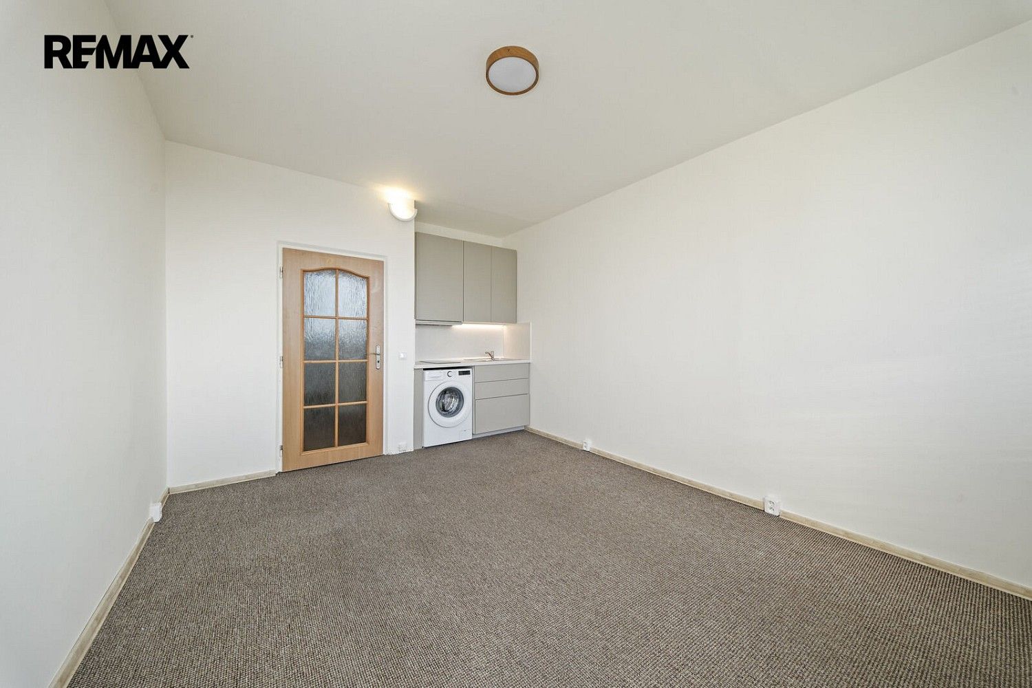 Pronájem byt 1+kk - Halasovo náměstí, Brno - Lesná, 23 m² - 5