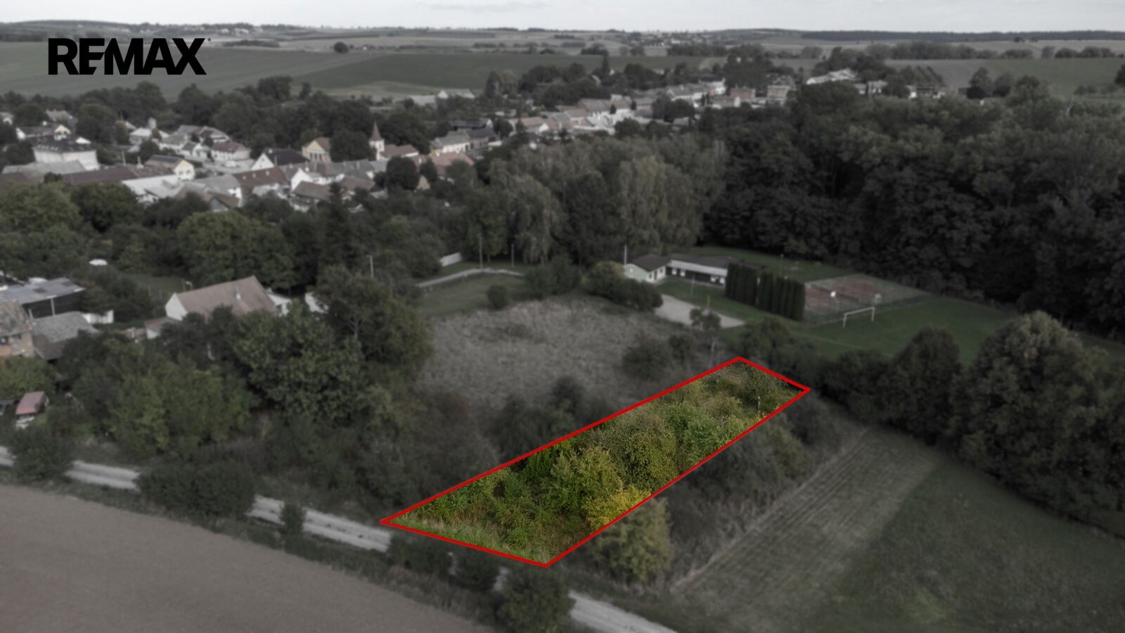Pozemky pro bydlení, Prasklice, 1 111 m² - 1
