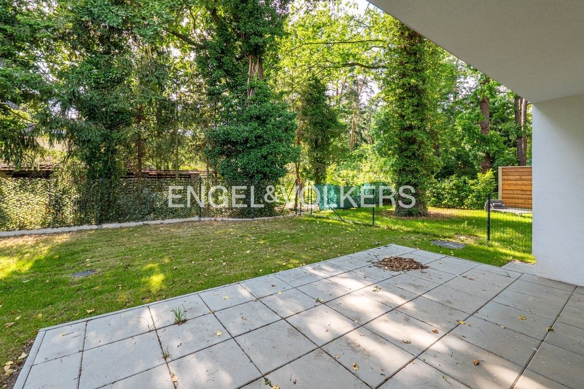 Pronájem vila - U trativodu, Praha, 146 m²