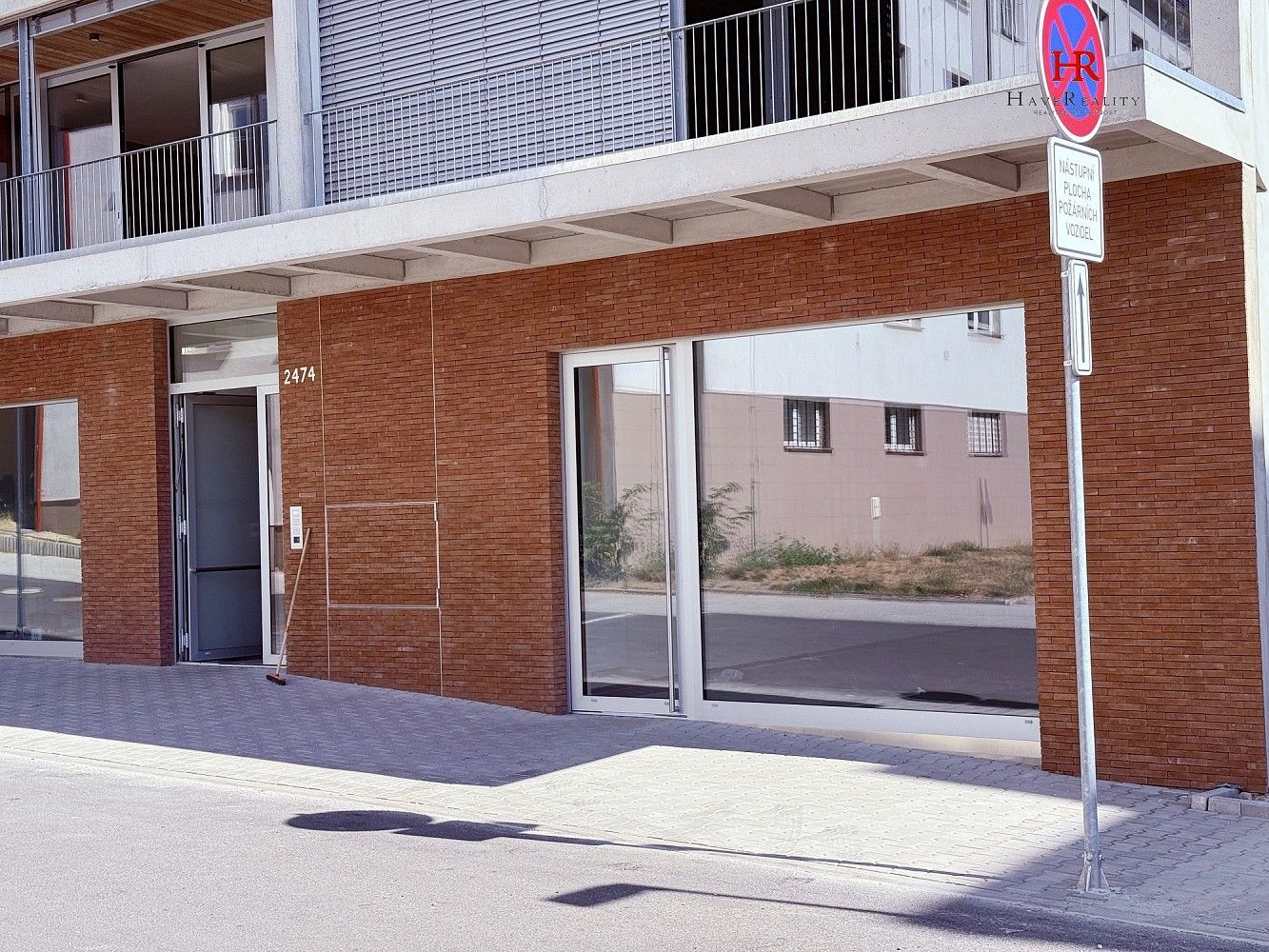 Obchodní prostory, Benešov, Středočeský kraj, 65 m² - 2