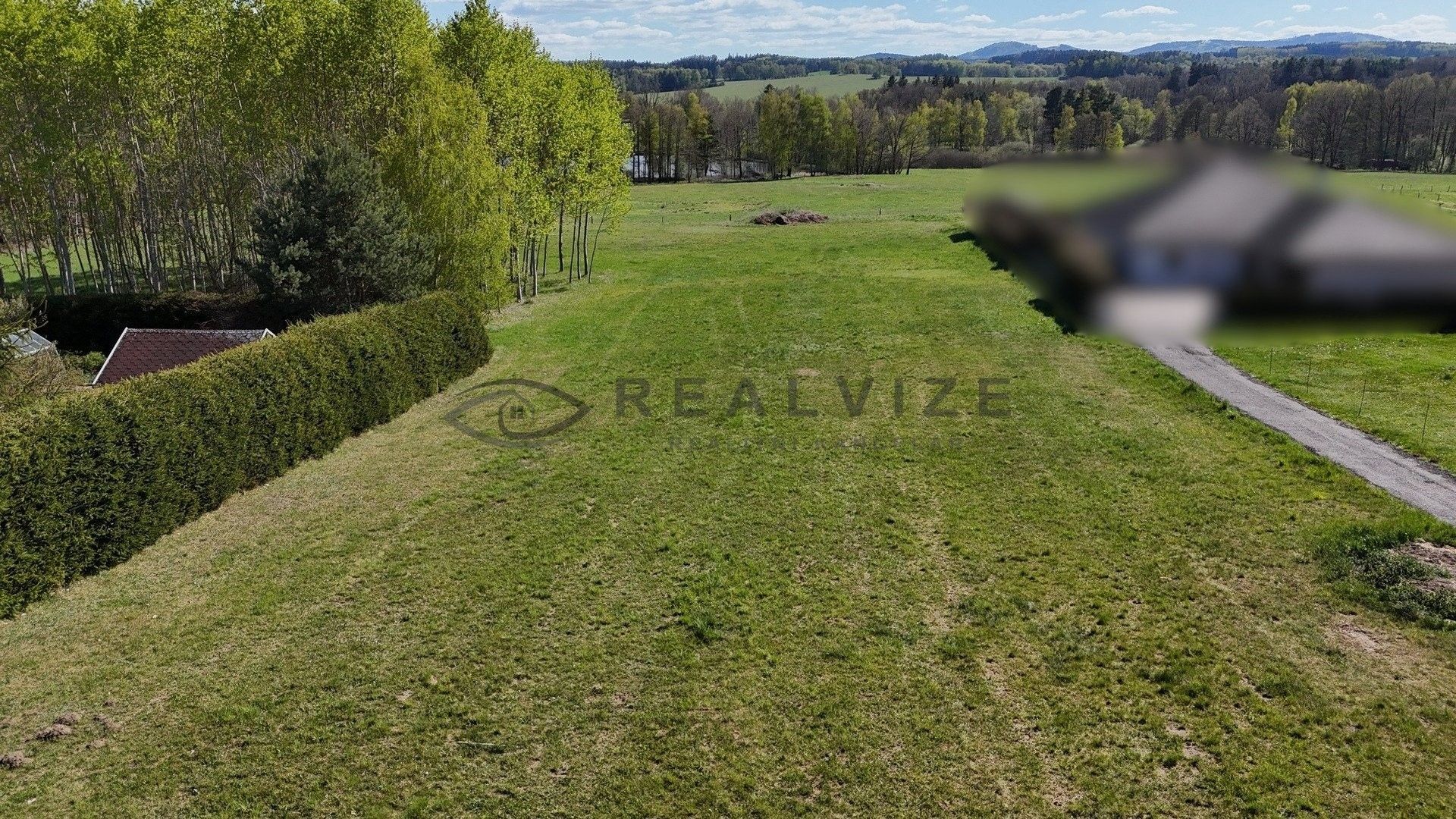 Pozemek pro bydlení, 1 335 m²