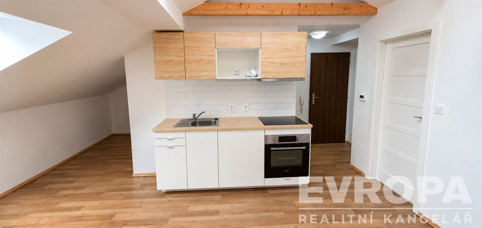 Byt 2+kk · 34 m² · Vančurova 391, Vrchlabí - 4