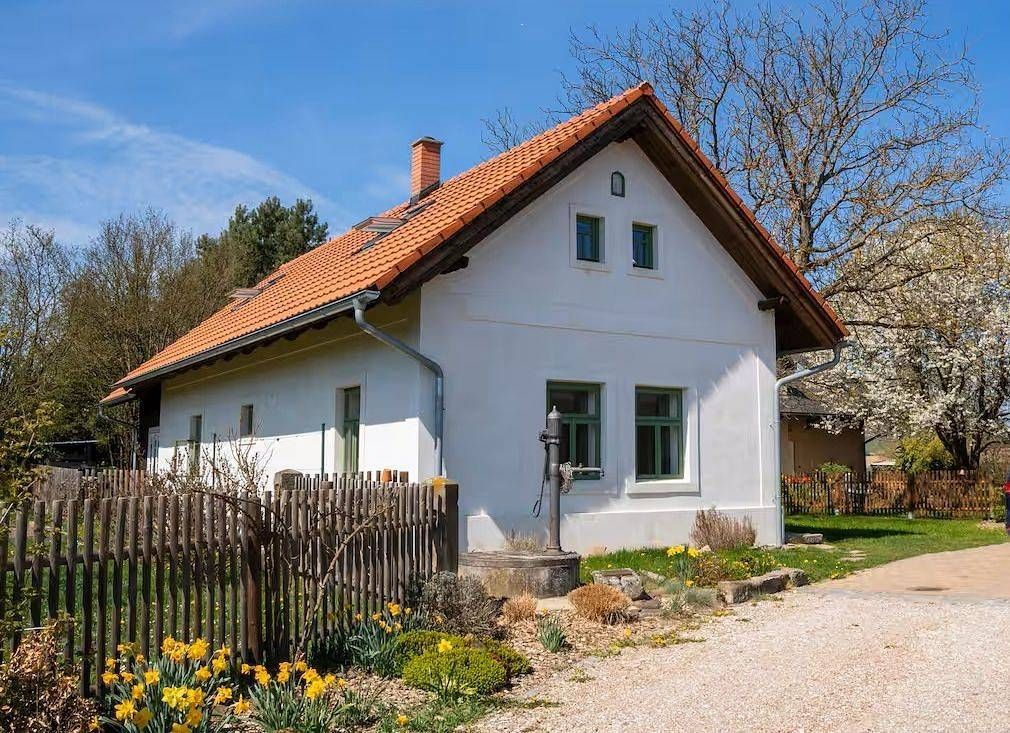 Chaty, Březina - Březina u Jičína, Královéhradecký kraj