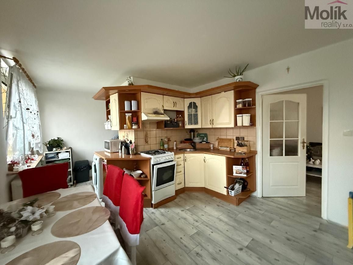 Pronájem byt 2+1 - Sídliště Za Chlumem, Bílina, 55 m²