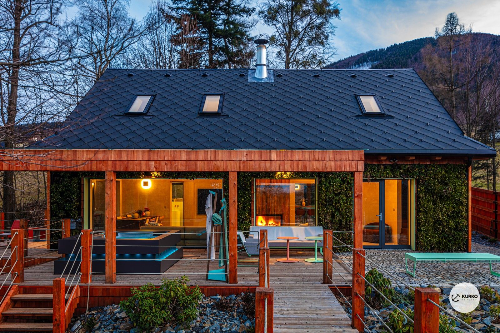 Prodej rodinný dům - Kunčice pod Ondřejníkem, 229 m²