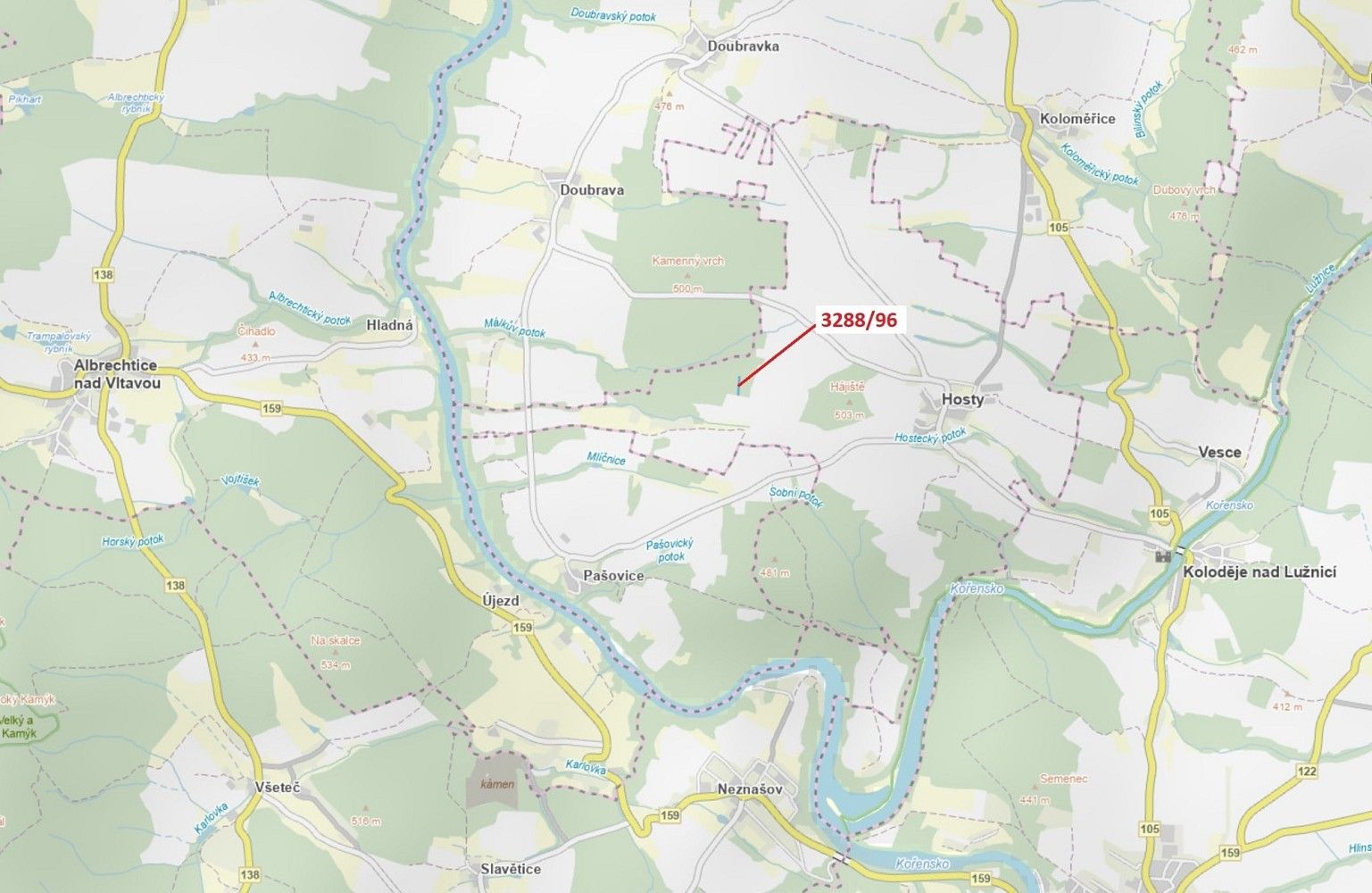 Les, 1 630 m²