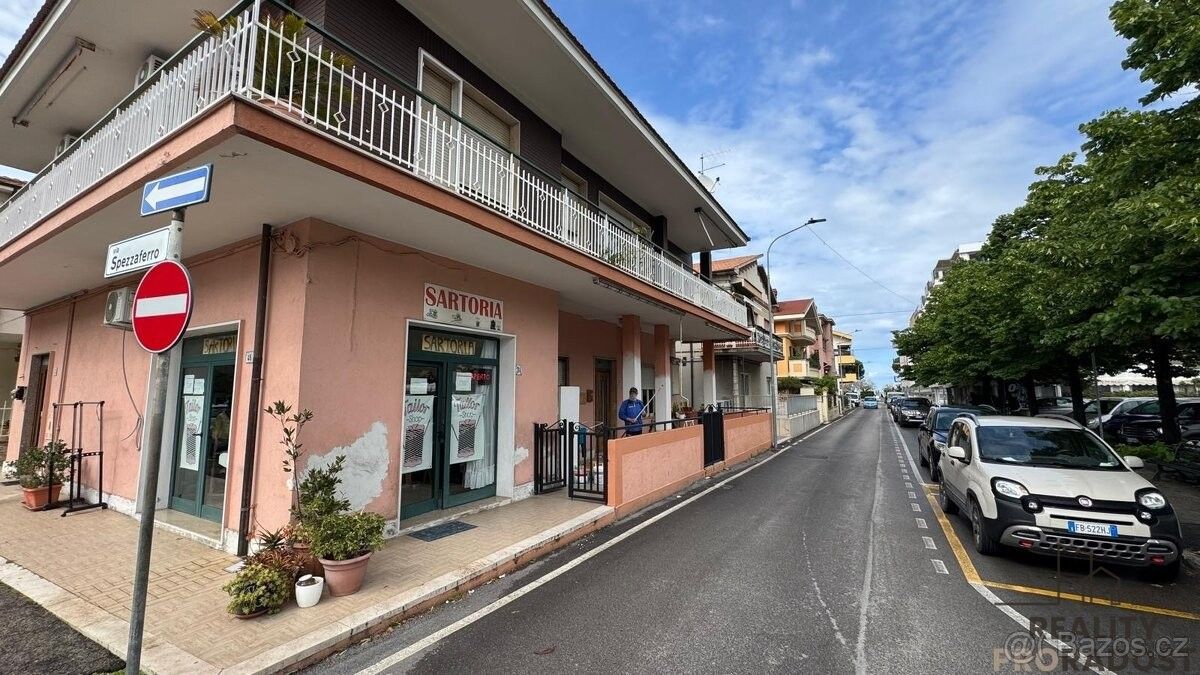 Byty, 987 66, Zahraničí