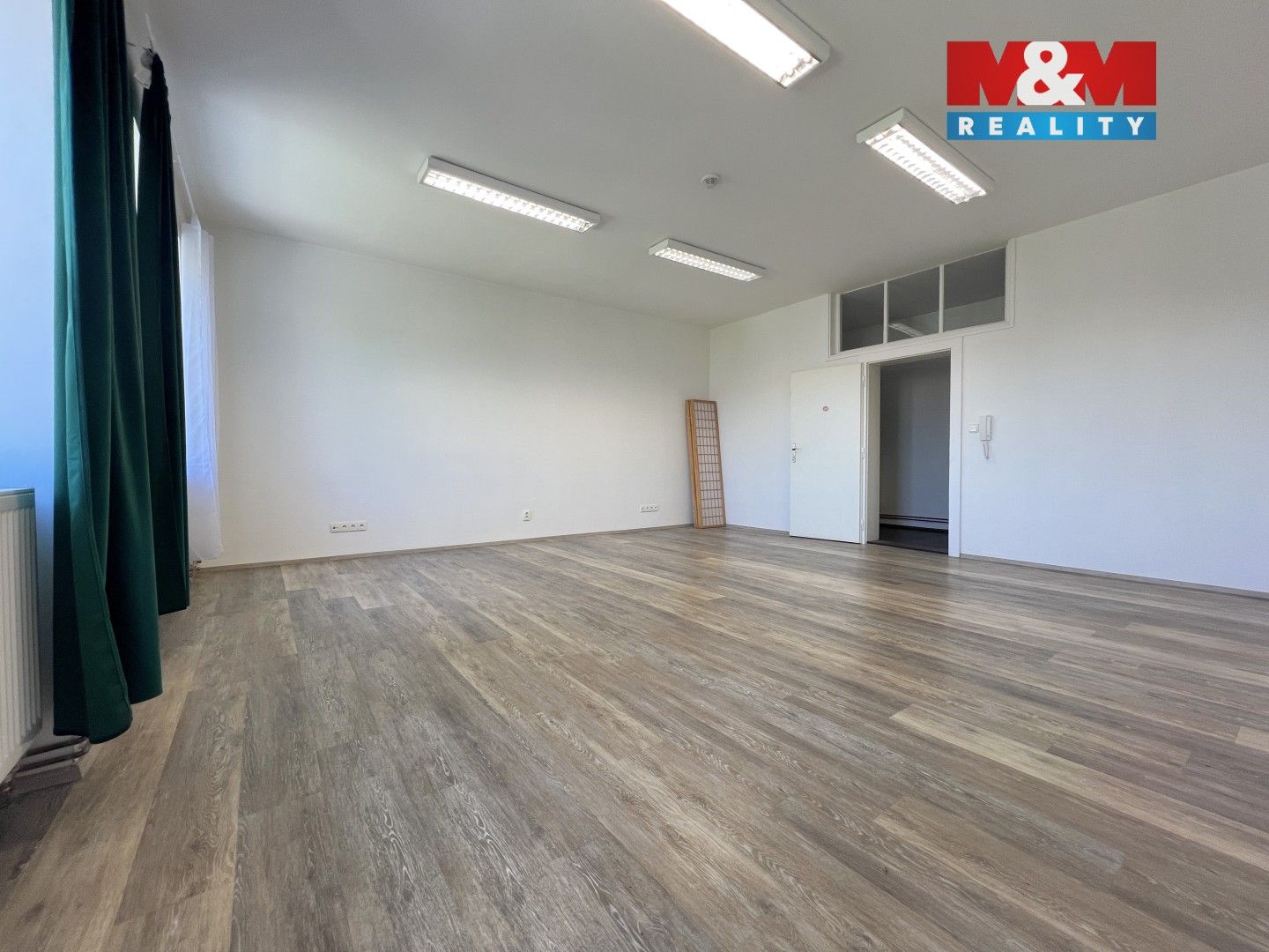 Kanceláře, nám. Spojenců, Prostějov, 34 m² - 2