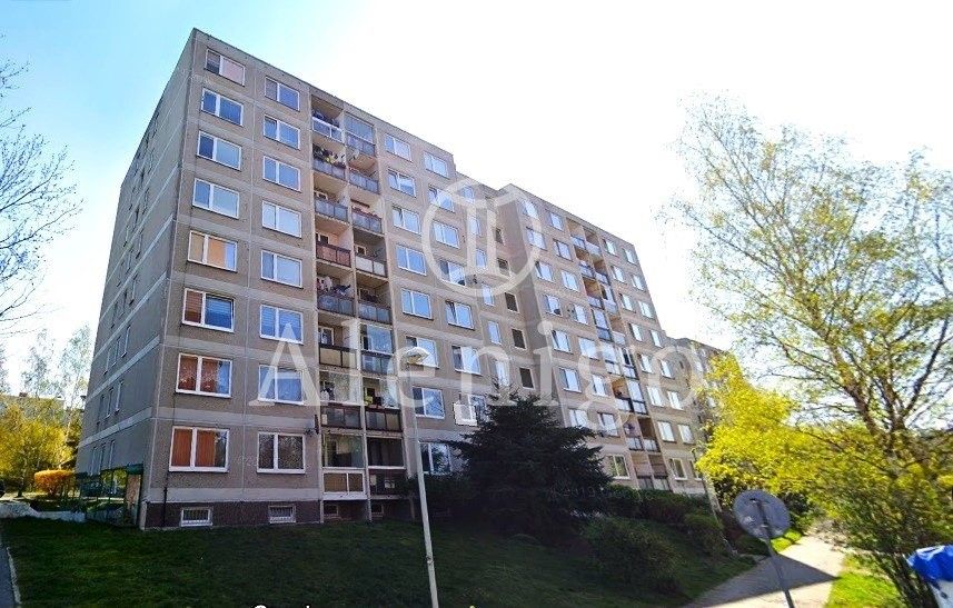 Prodej byt 3+1 - Praha, 143 00, 64 m²