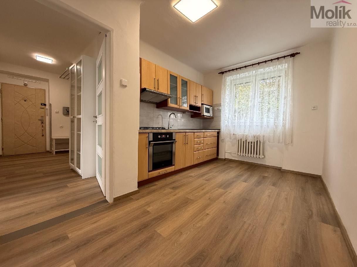 2+1, Májová, Meziboří, 57 m² - 2