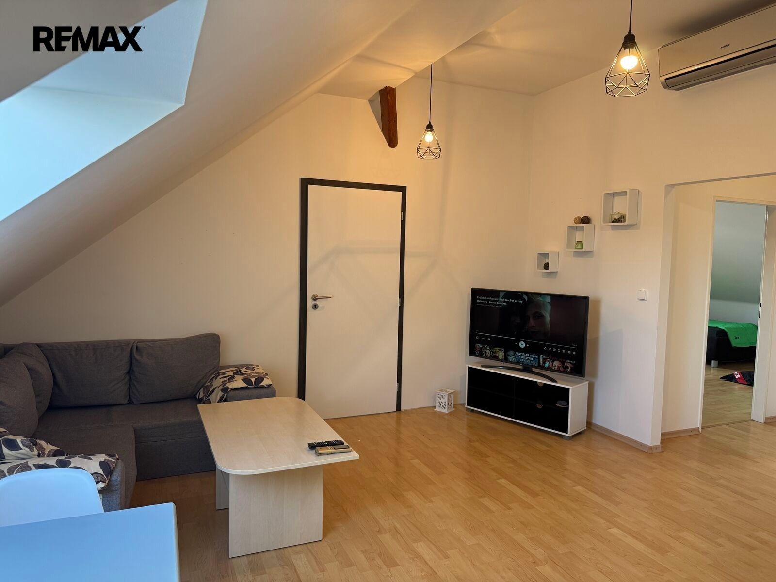 Pronájem byt 3+kk - Mikulovská 178, Valtice, 78 m² - 5