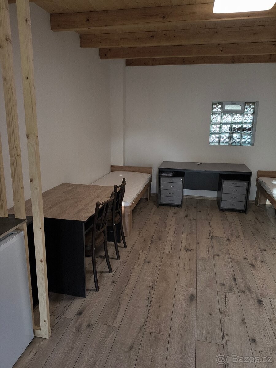 Byt, 30 m²