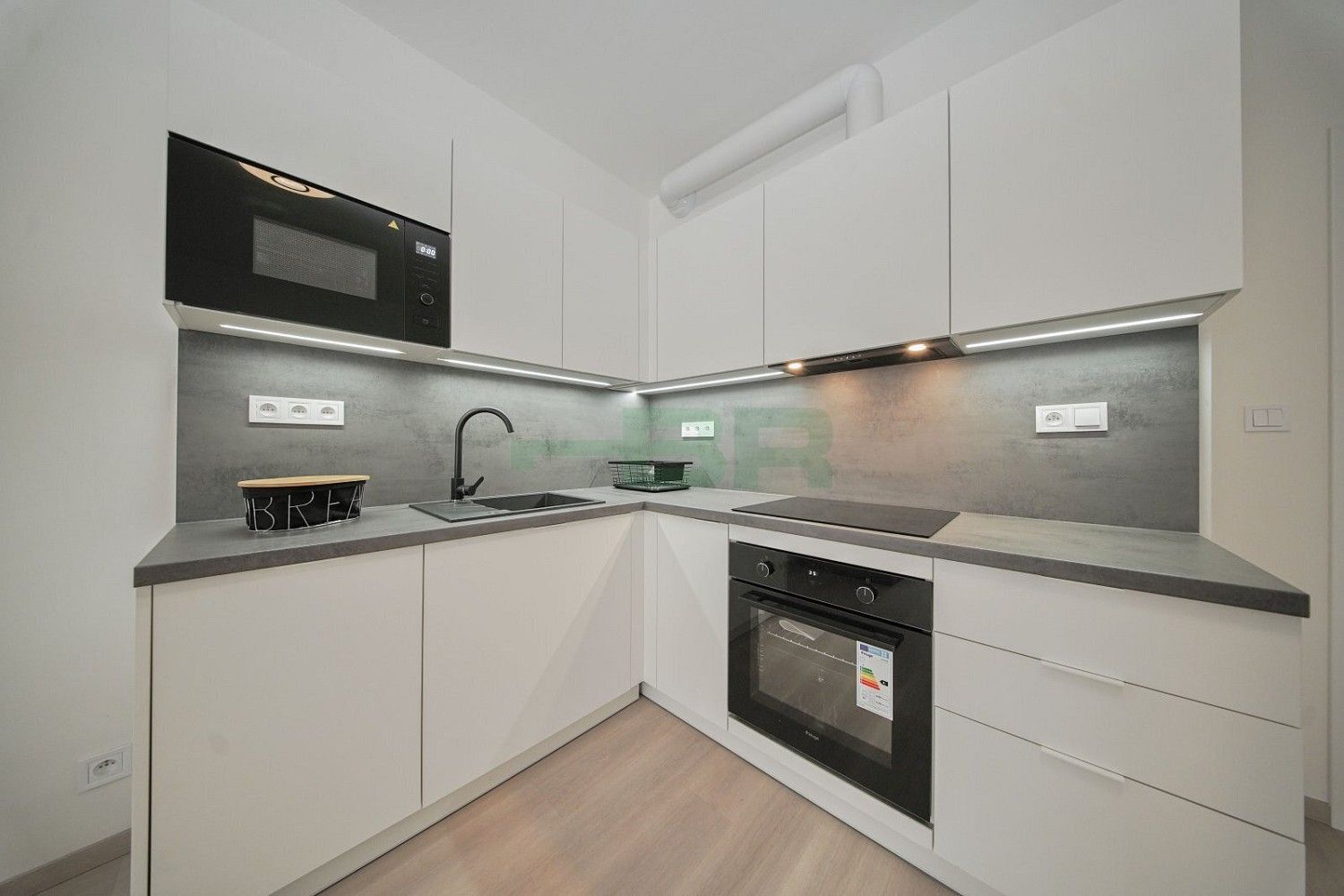 Byt 1+kk · 40 m² · Gerstelova, Praha 9 - Vysočany - 3