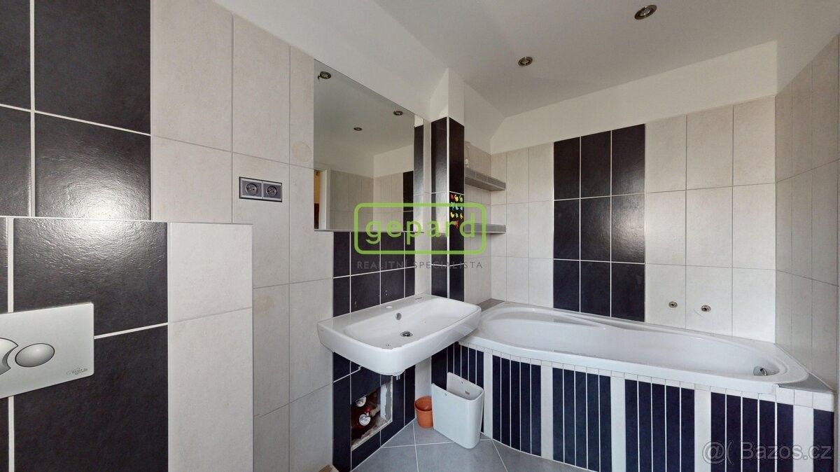 Byty, Horní Slavkov, 357 31