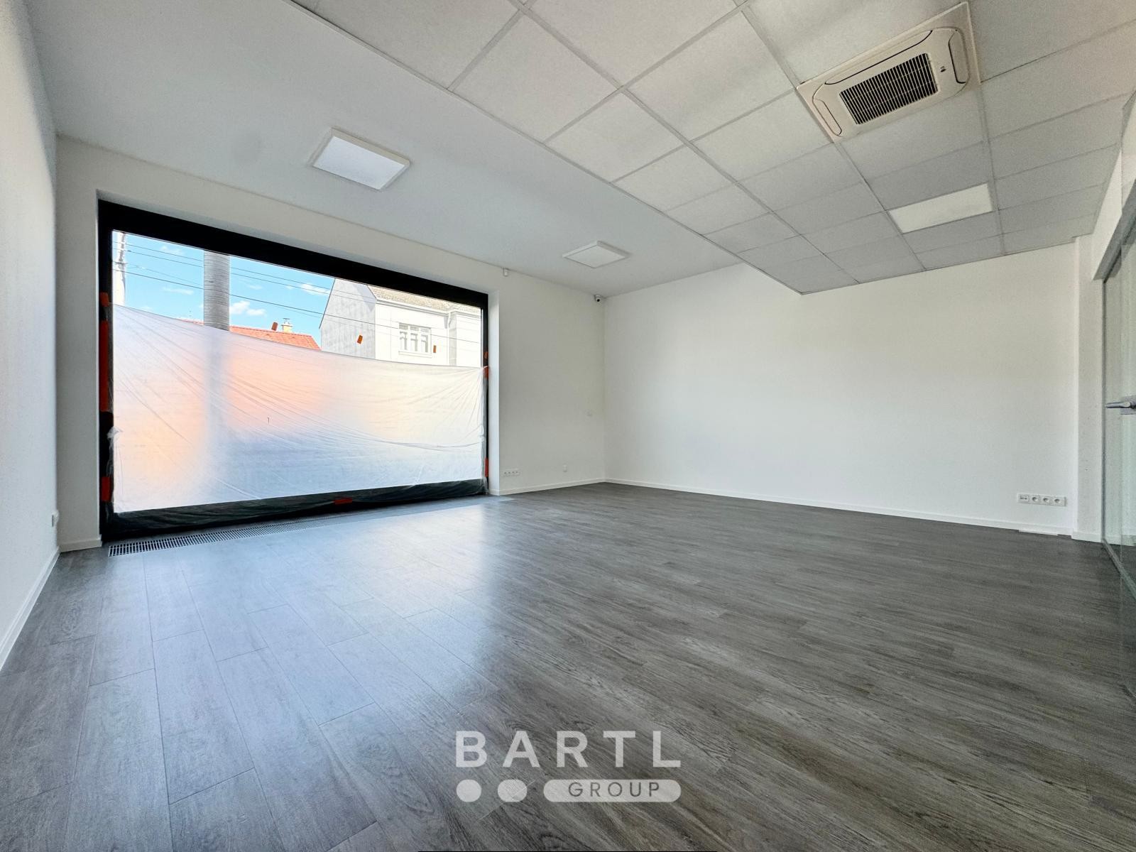 Pronájem kancelář - K. Šafáře, České Budějovice 2, 25 m² - 5