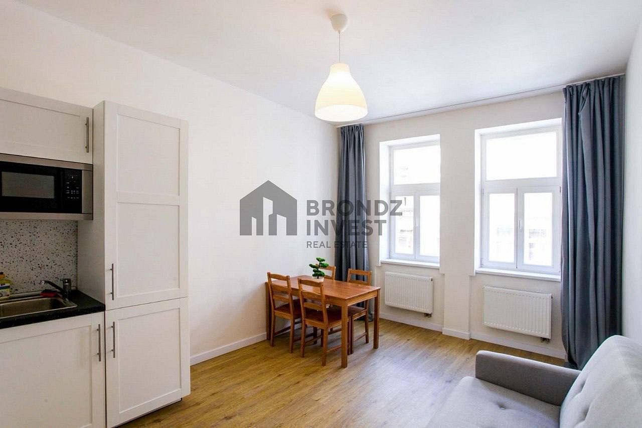 2+kk, Praha, okres Praha 3, Hlavní město Praha, 40 m² - 1