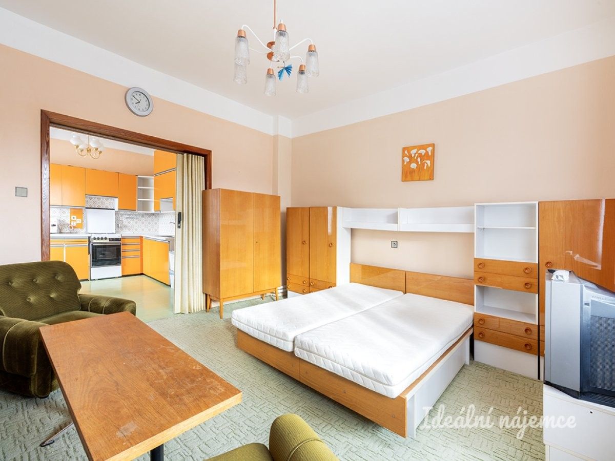 Byt 2+1 · 65 m² · Praha 19, Praha - 4
