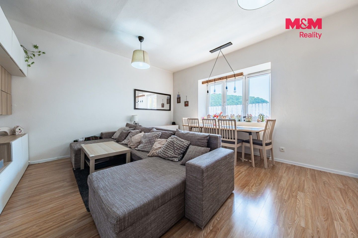 4+1, Hlavní, Kryry, 127 m² - 1