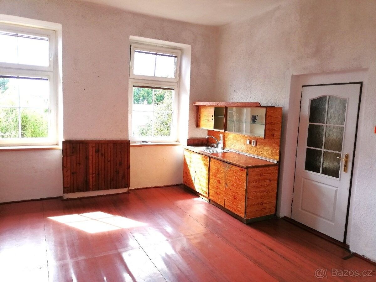 Byty, Lužná v Čechách, 270 51