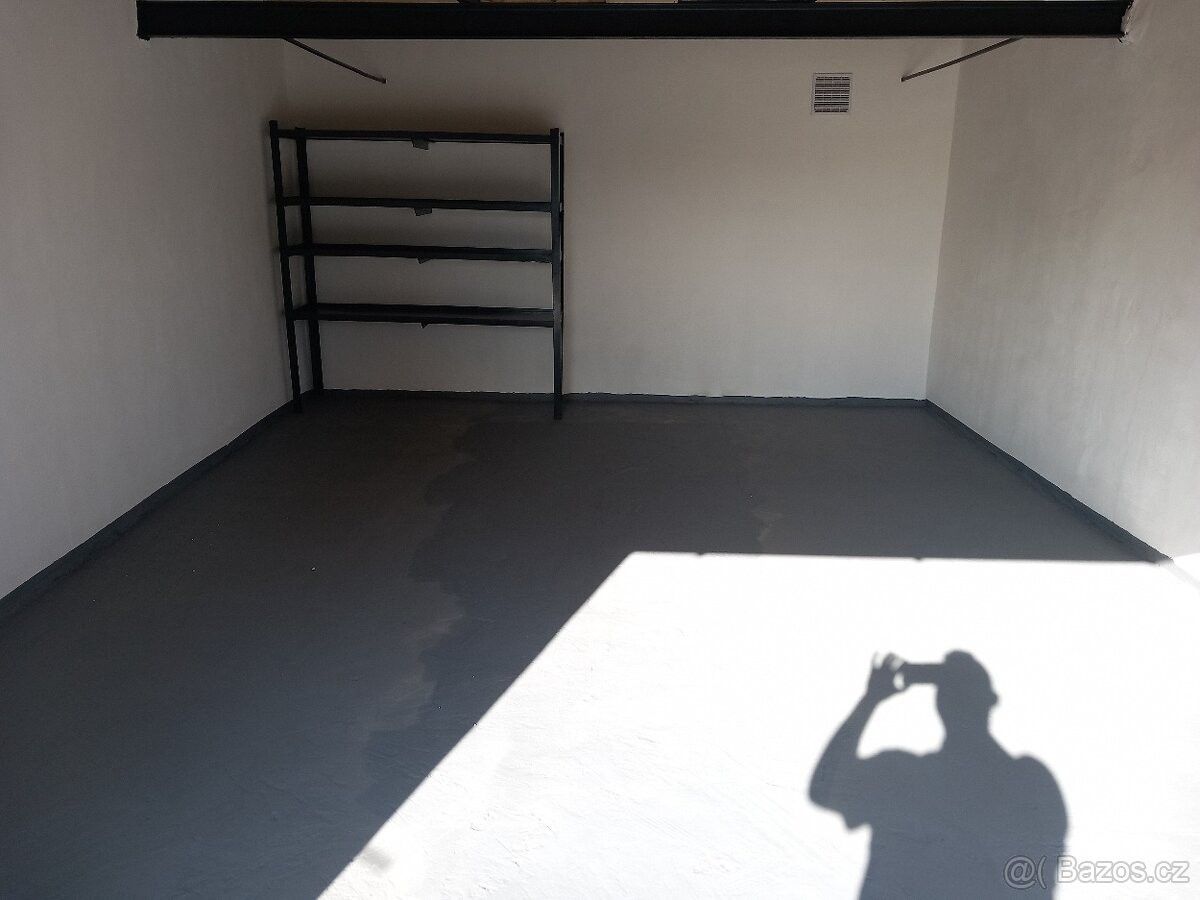Pronájem garáž - Ostrava, 709 00