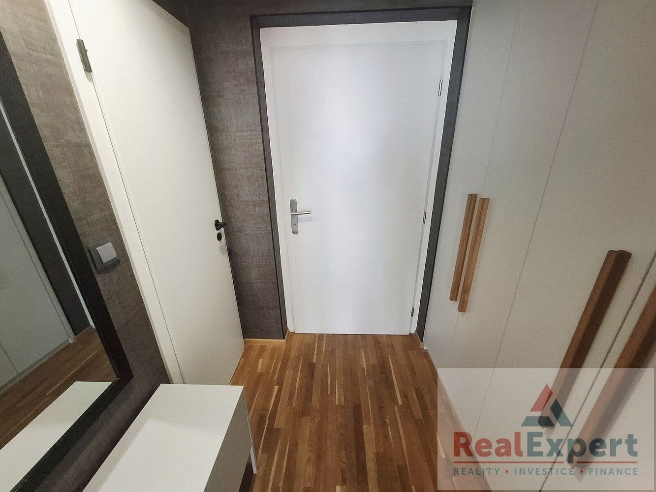 Prodej byt 2+kk - Praha - Chodov, okres Praha 11, Hlavní město Praha, 74 m² - 5