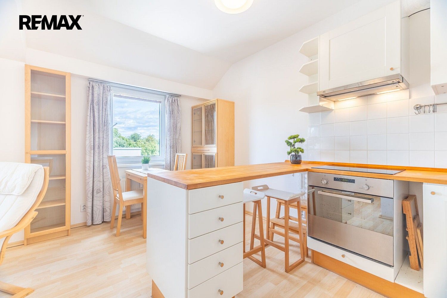 2+kk, Dobřichovice, okres Praha-západ, Středočeský kraj, 43 m² - 1