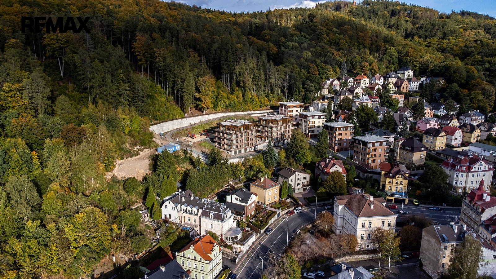 5+kk, Karlovy Vary, Karlovarský kraj, 296 m² - 1
