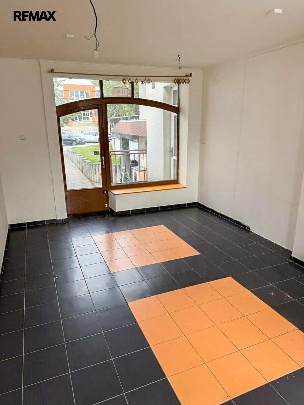 Obchodní prostory · 45 m² · Kpt. Jaroše 1140, Třebíč Nové Dvory - 3