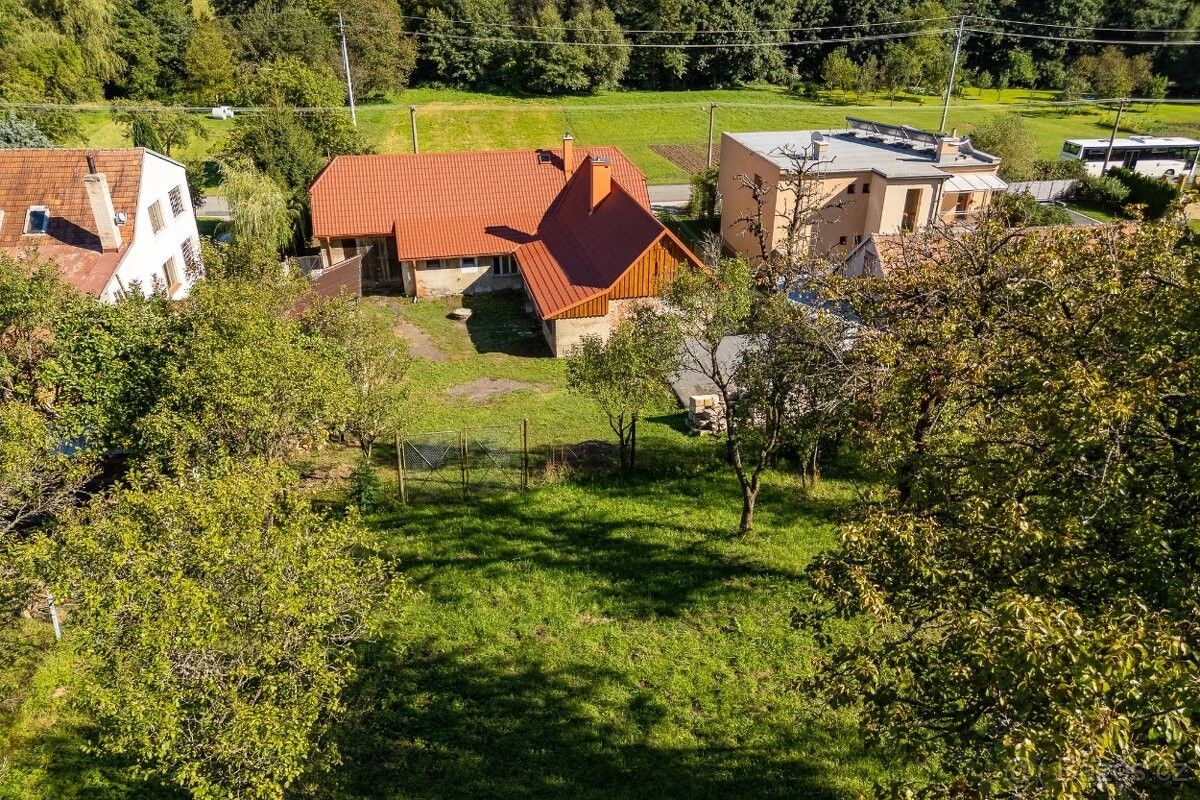 Rodinné domy, Březová u Uherského Brodu, 687 67 - 1