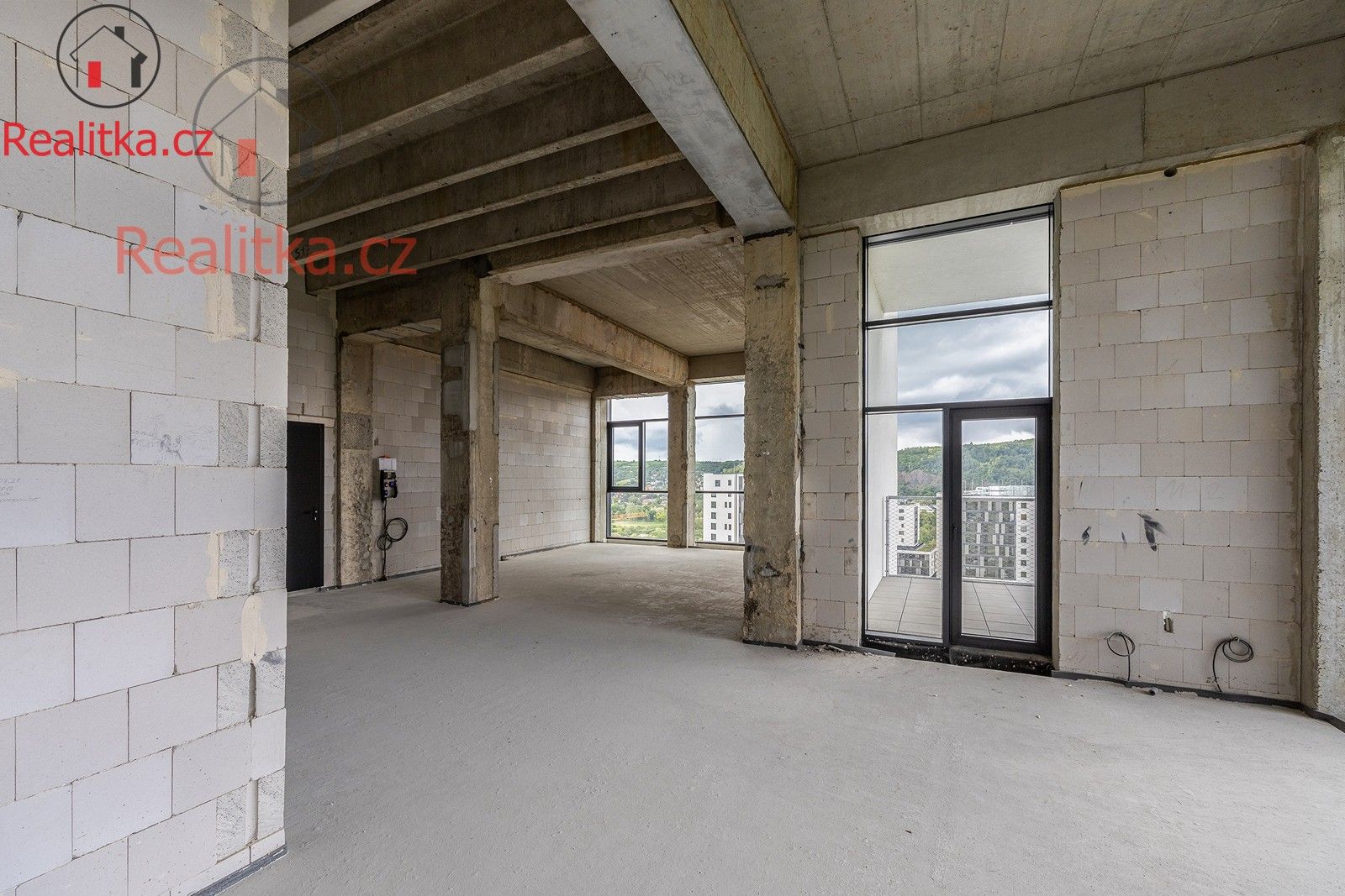 Prodej byt - Československého exilu, Praha, 124 m²