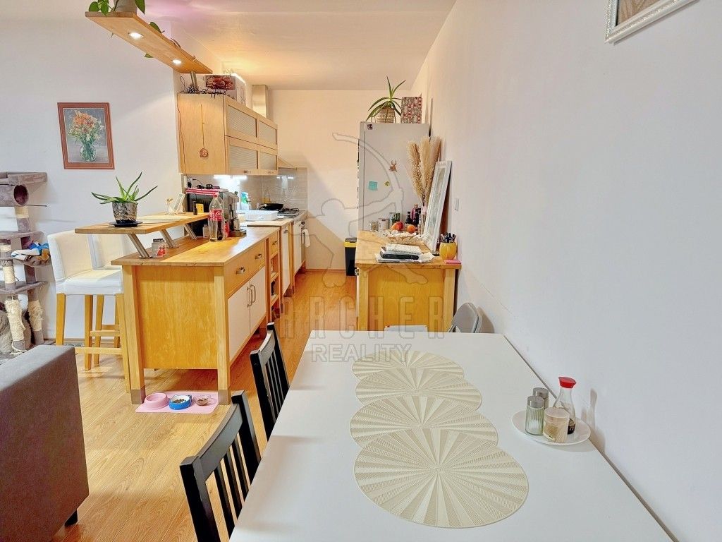 2+kk, Pod lipami, Praha, 60 m²
