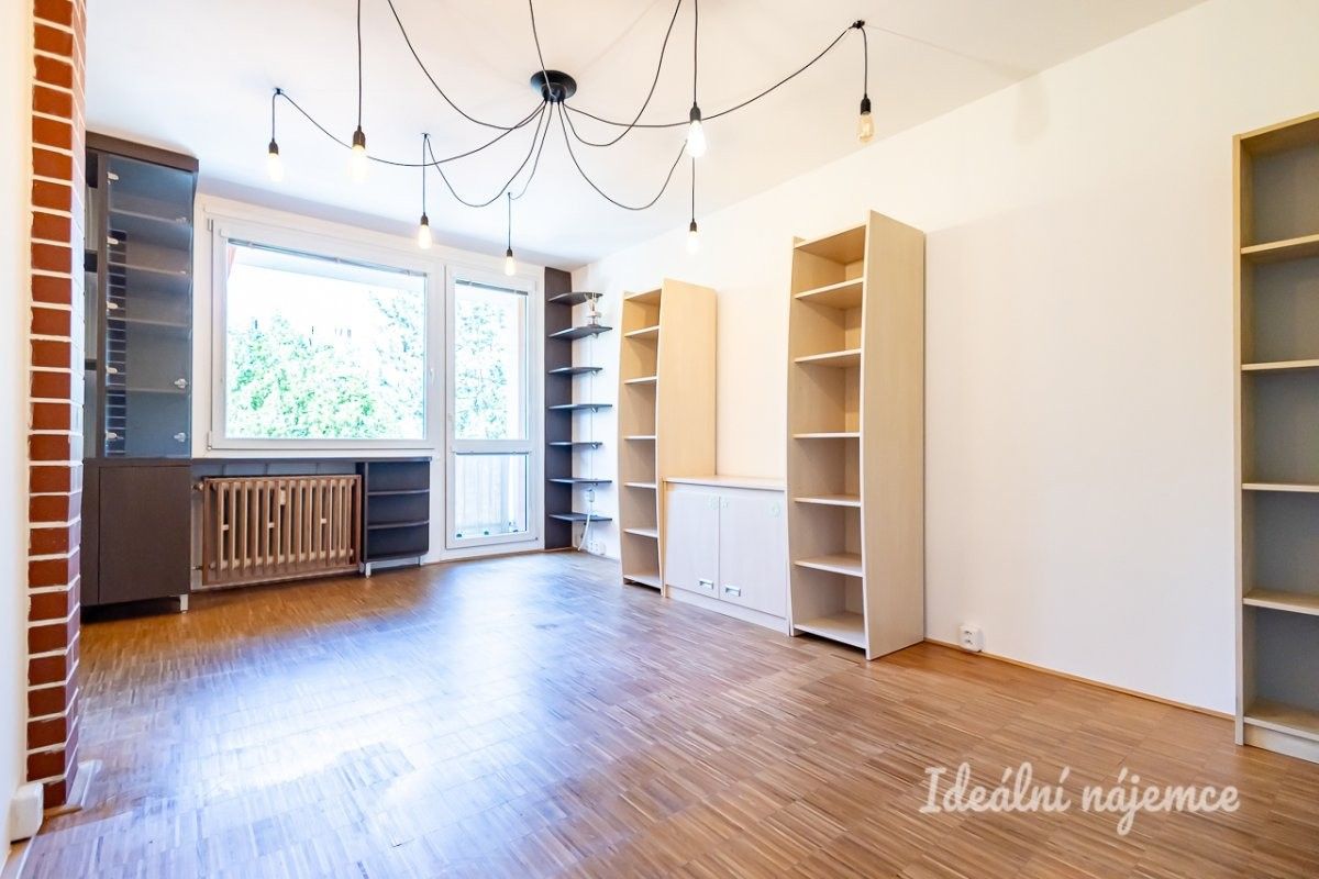 3+kk, Kovařovicova, Praha, 68 m²