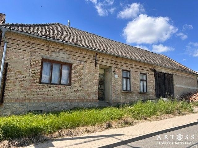 Prodej rodinný dům - Kostelec, 288 m² - 5