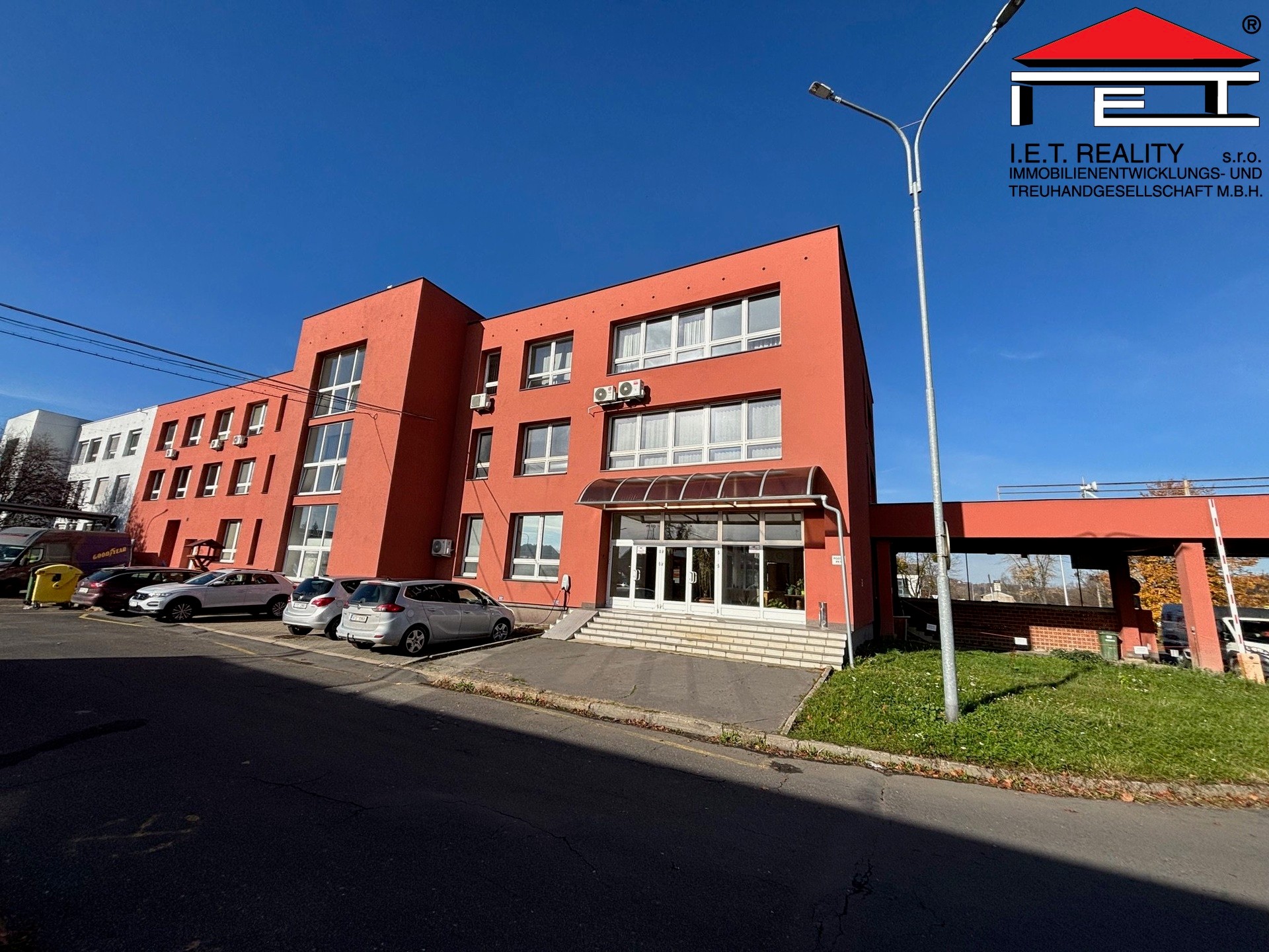 Pronájem obchodní prostory - Slovenská, Ostrava, 992 m² - 5