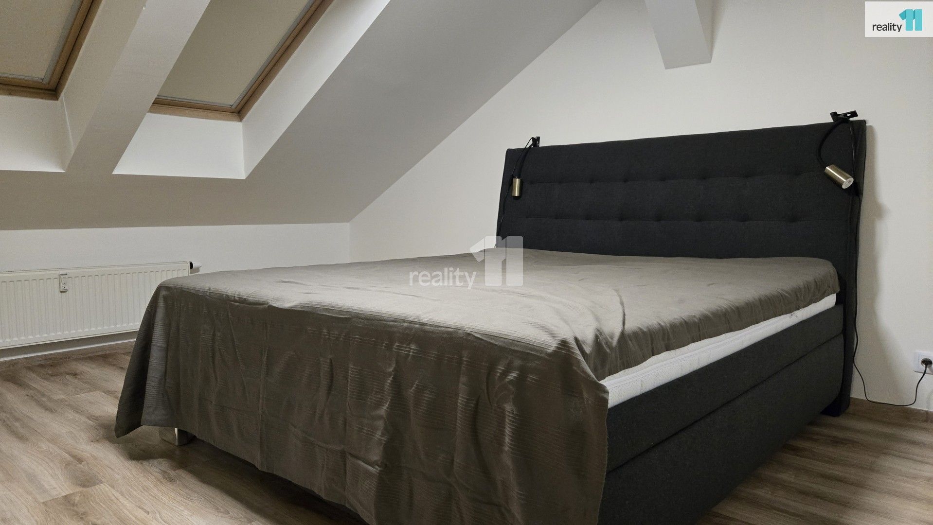 2+kk, Korunovační, Praha, 40 m²