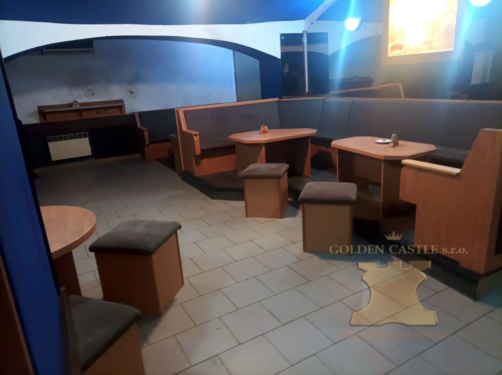 Restaurace · 76 m² · náměstí T. G. Masaryka 33, Sedlčany - 3