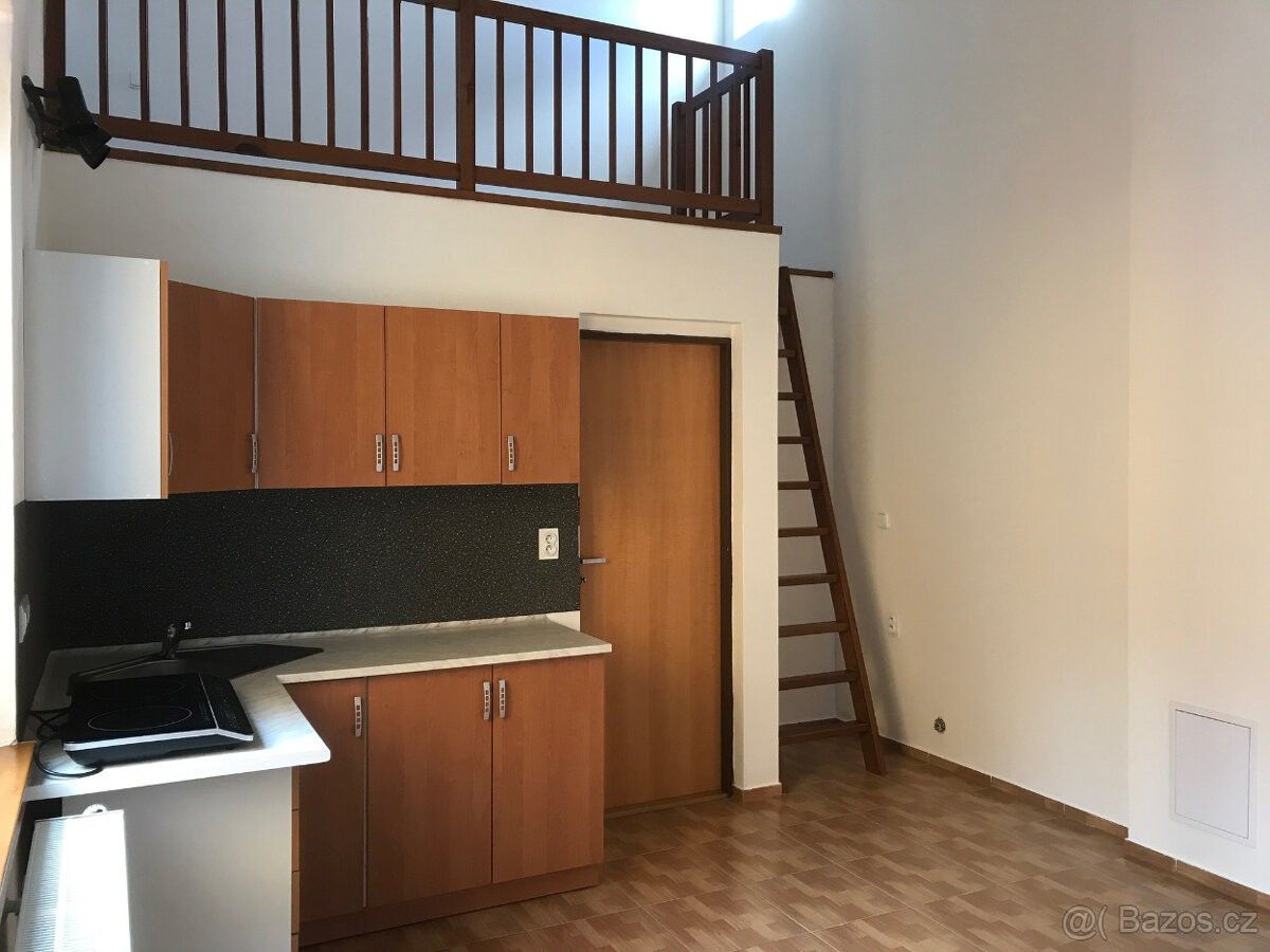 Pronájem byt - Olomouc, 779 00