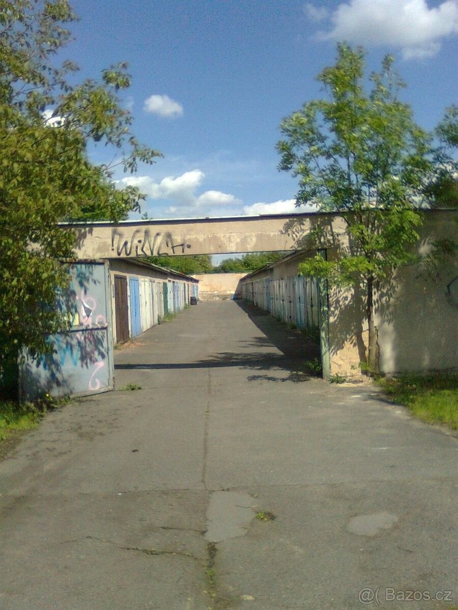 Pronájem garáž - Praha, 140 00