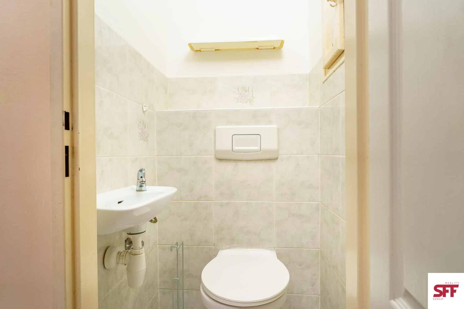 Pronájem byt - Na Jezerce, Praha, 20 m²