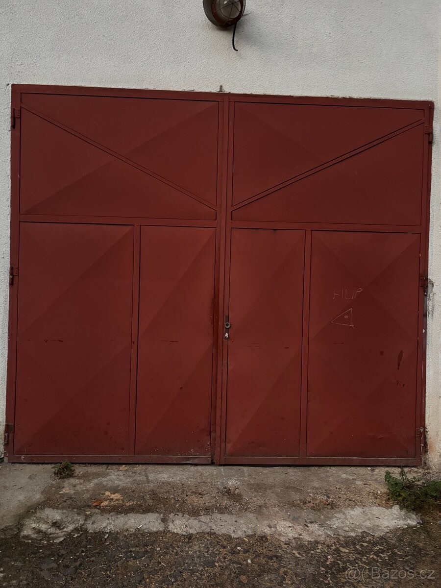 Garáže, Semily, 513 01, 25 m²