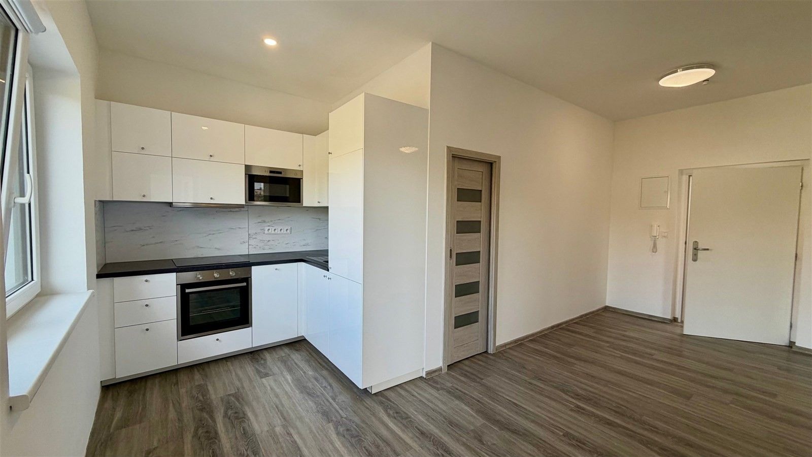2+kk, Osvobození 2332, Cheb, 50 m² - 2