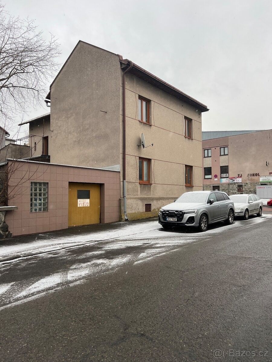 Garáže, Hlinsko v Čechách, 539 01 - 1