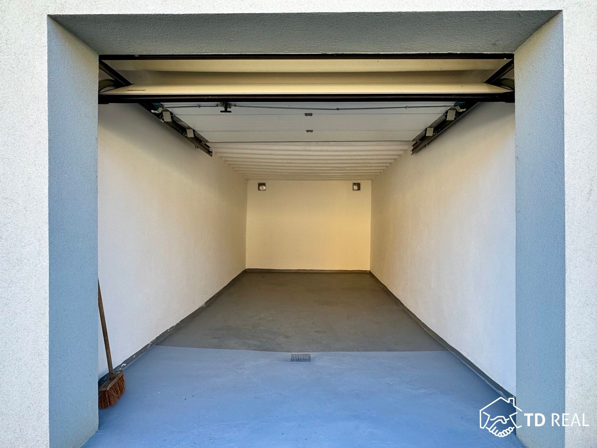 Garáž · 17 m² · Nad dědinou, Brno - 4