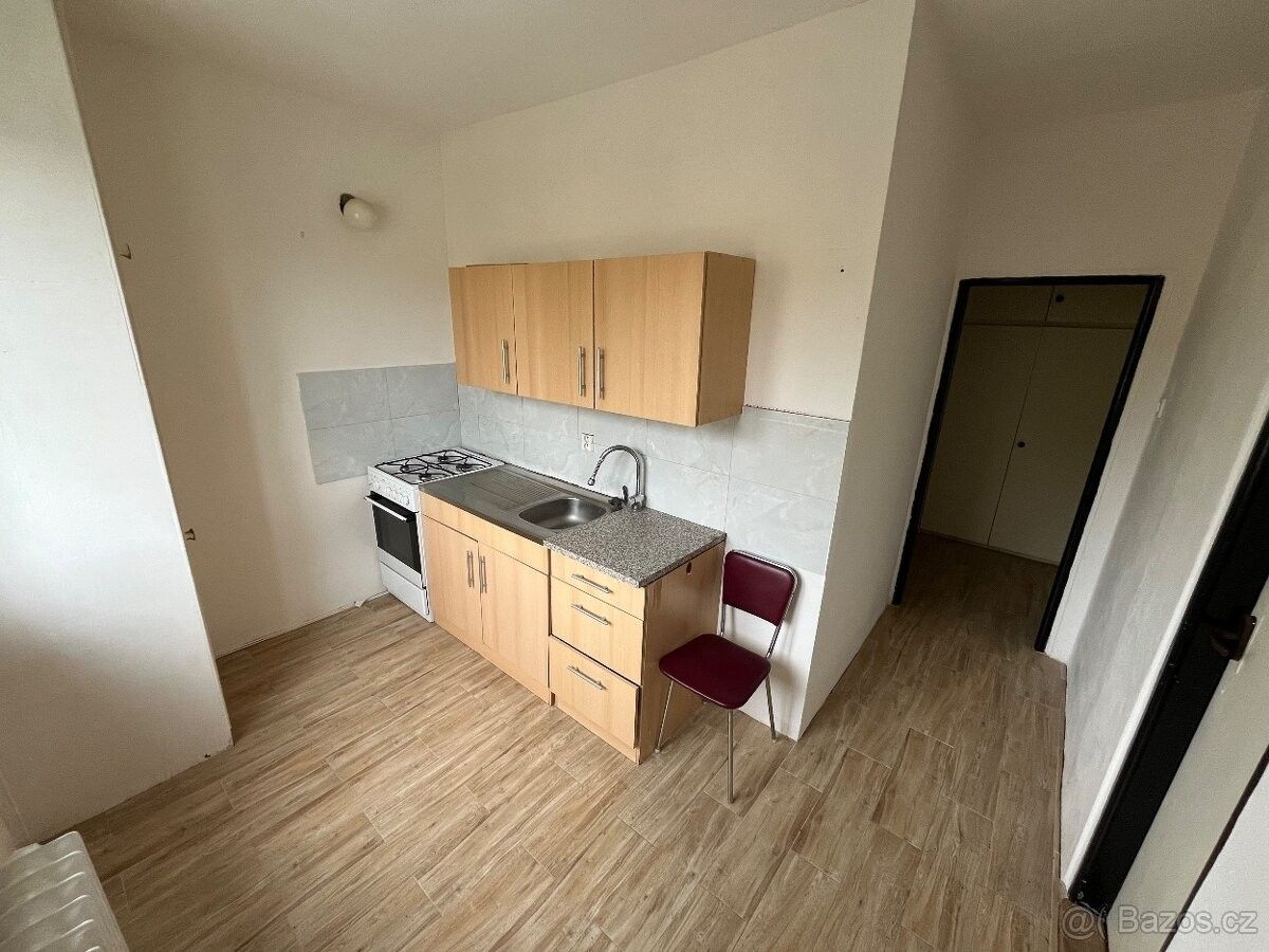 Byty, Chodov u Karlových Var, 357 35