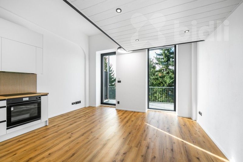 Pronájem byt 1+kk - Těšínská 1226, Plzeň Lobzy, 46 m² - 5