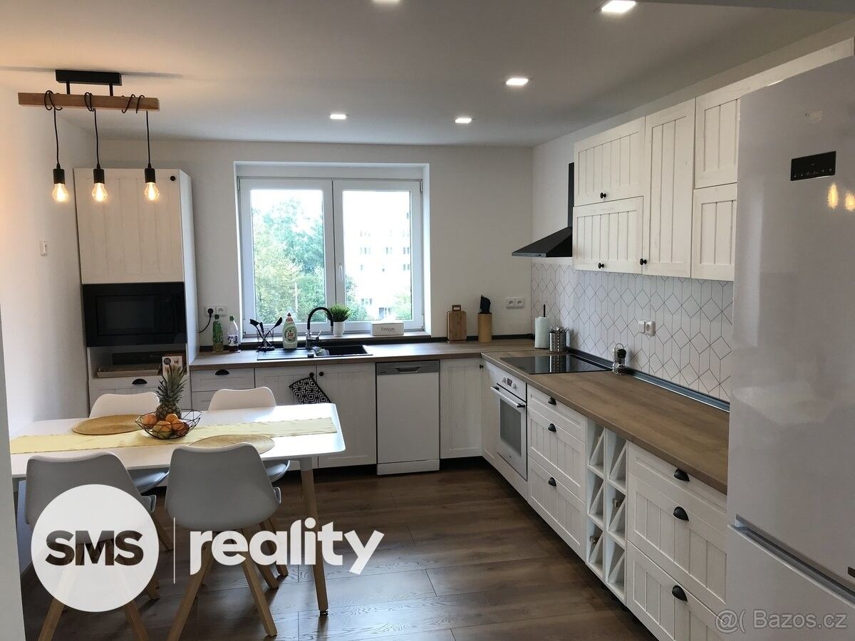 Byty, Ostrava, 700 30