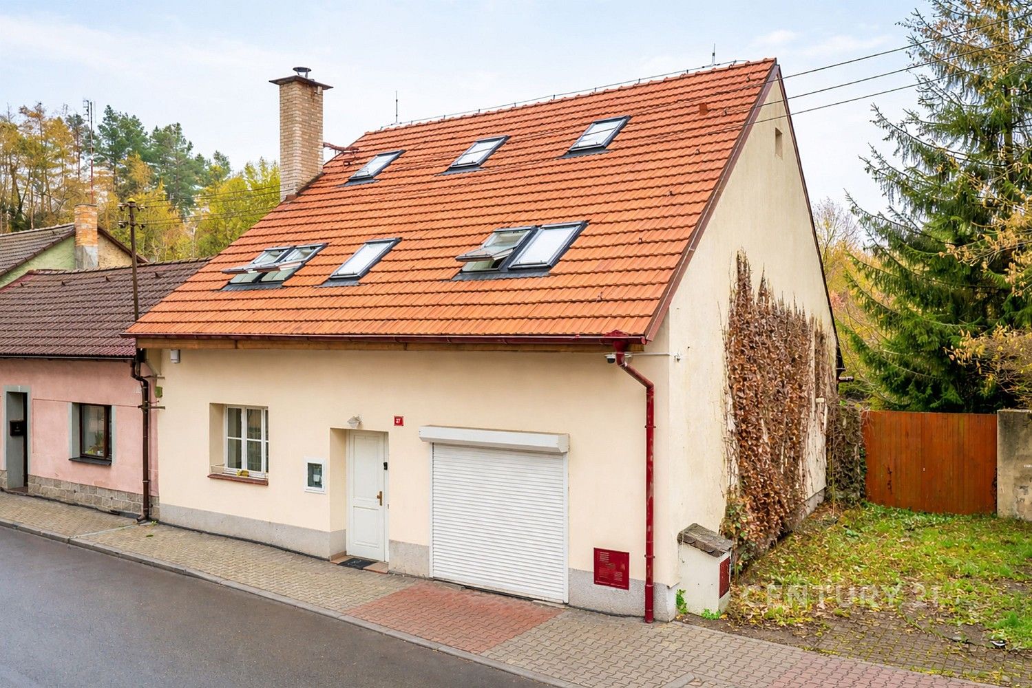 Rodinné domy, Slaný - Kvíček, okres Kladno, Středočeský kraj, 217 m² - 1