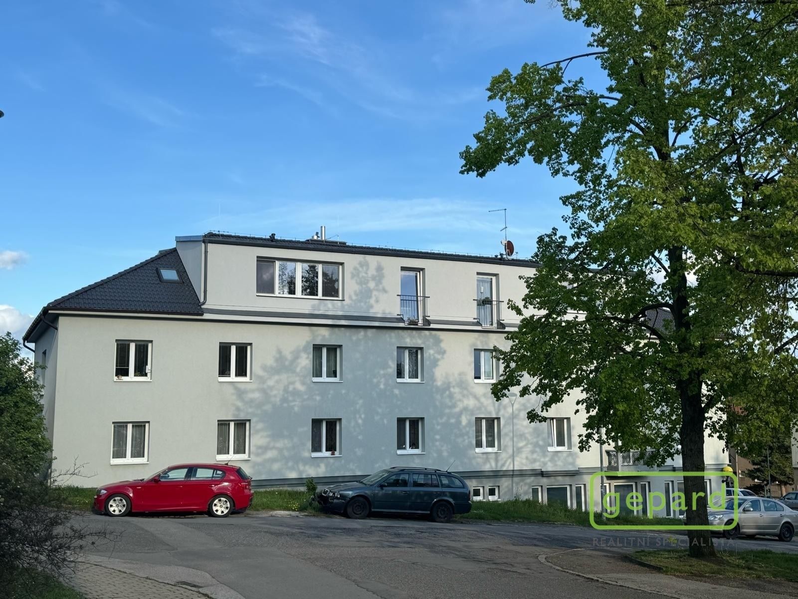 3+kk, Rudé armády, Mníšek pod Brdy, 72 m²